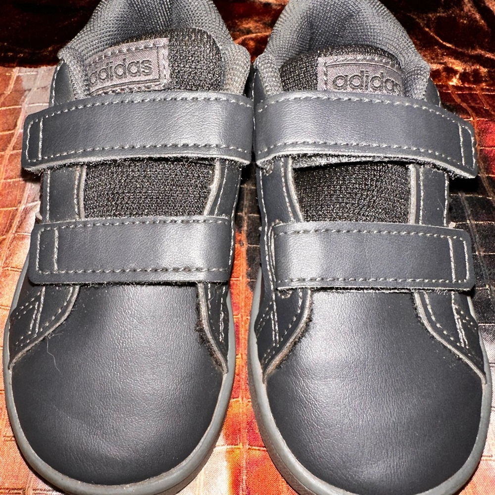 Adidas Kids black Sneakers w/a splash of camo